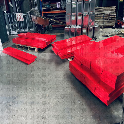 陜西漢中礦山機械設(shè)備配件 聚氨酯包邊擋水壩篩板的應(yīng)用與優(yōu)勢